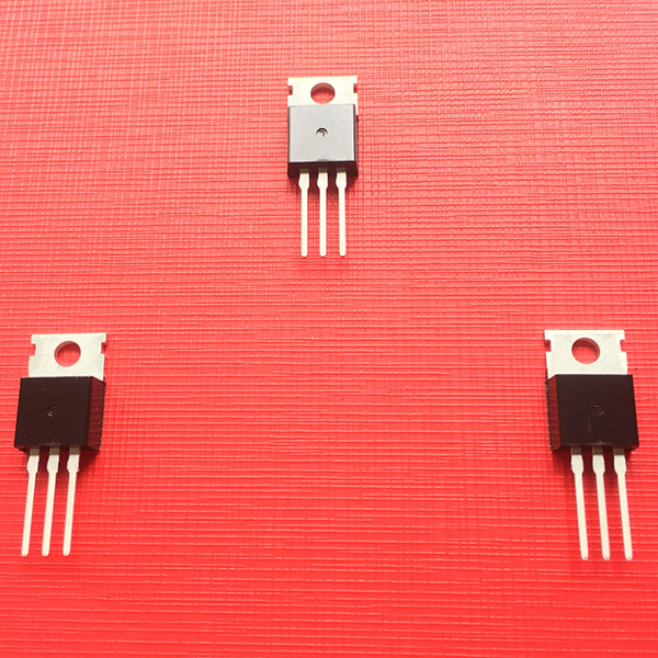 國產自主核心技術的場效應管：FHD9540，適用于電動車儀表盤